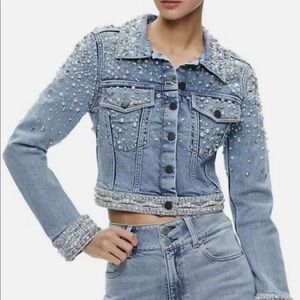 Alice and Olivia Size small new without tags still in manufacturers packaging